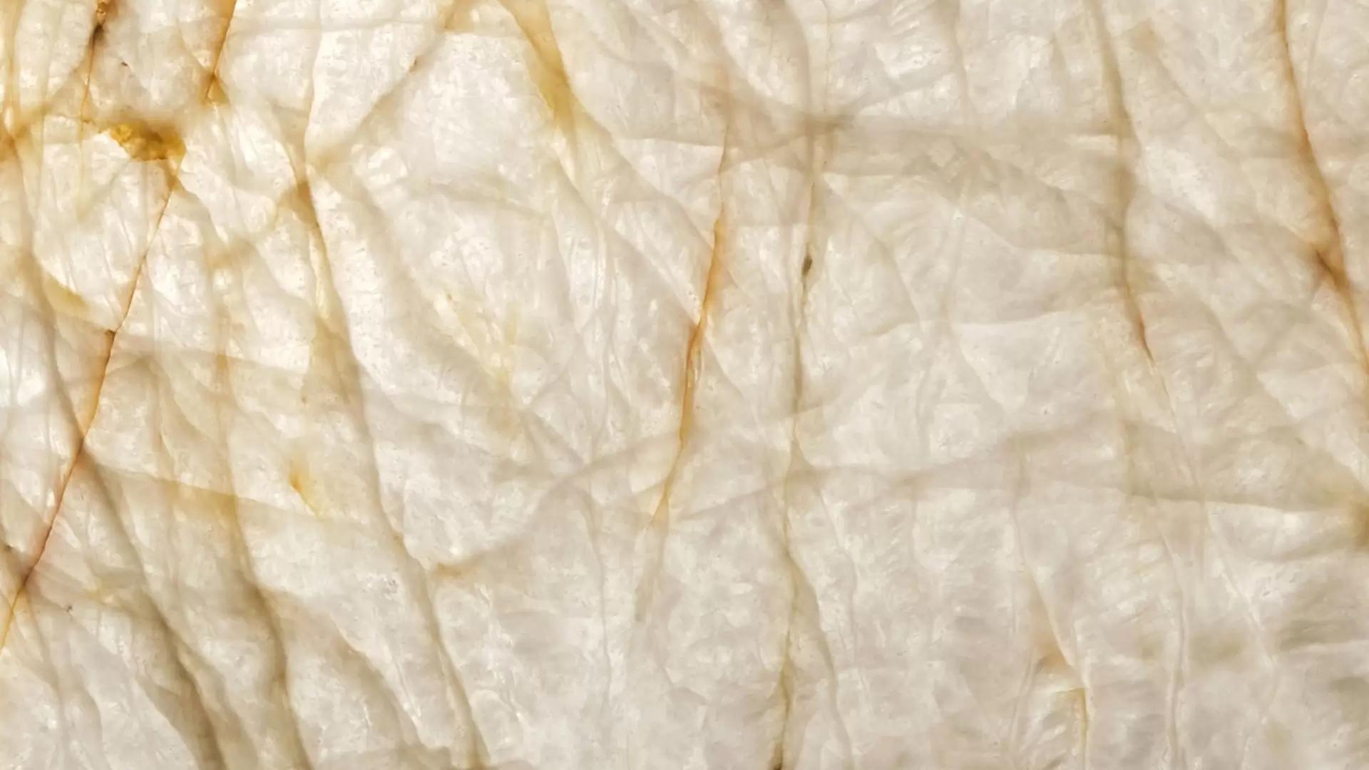 CRYSTAL WHITE